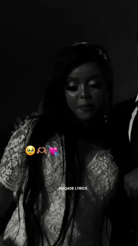 11:43 || Waa Adiga Quruxda Somali👸🏻🫶🏽🫦#maqade🤴 #somalilyrics🌺😕💎 #lyricsvideo #jawi_bila🌊❤️🌴 