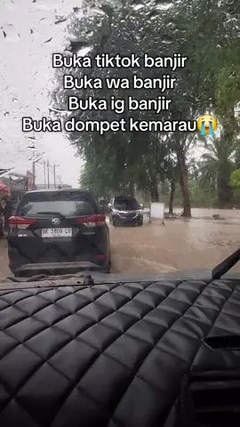24 jam nonstop hujan di kisaran cuyy🥹 #rent #rentalkisaran #rentalmobilkisaran #asahan #kisaranasahan 