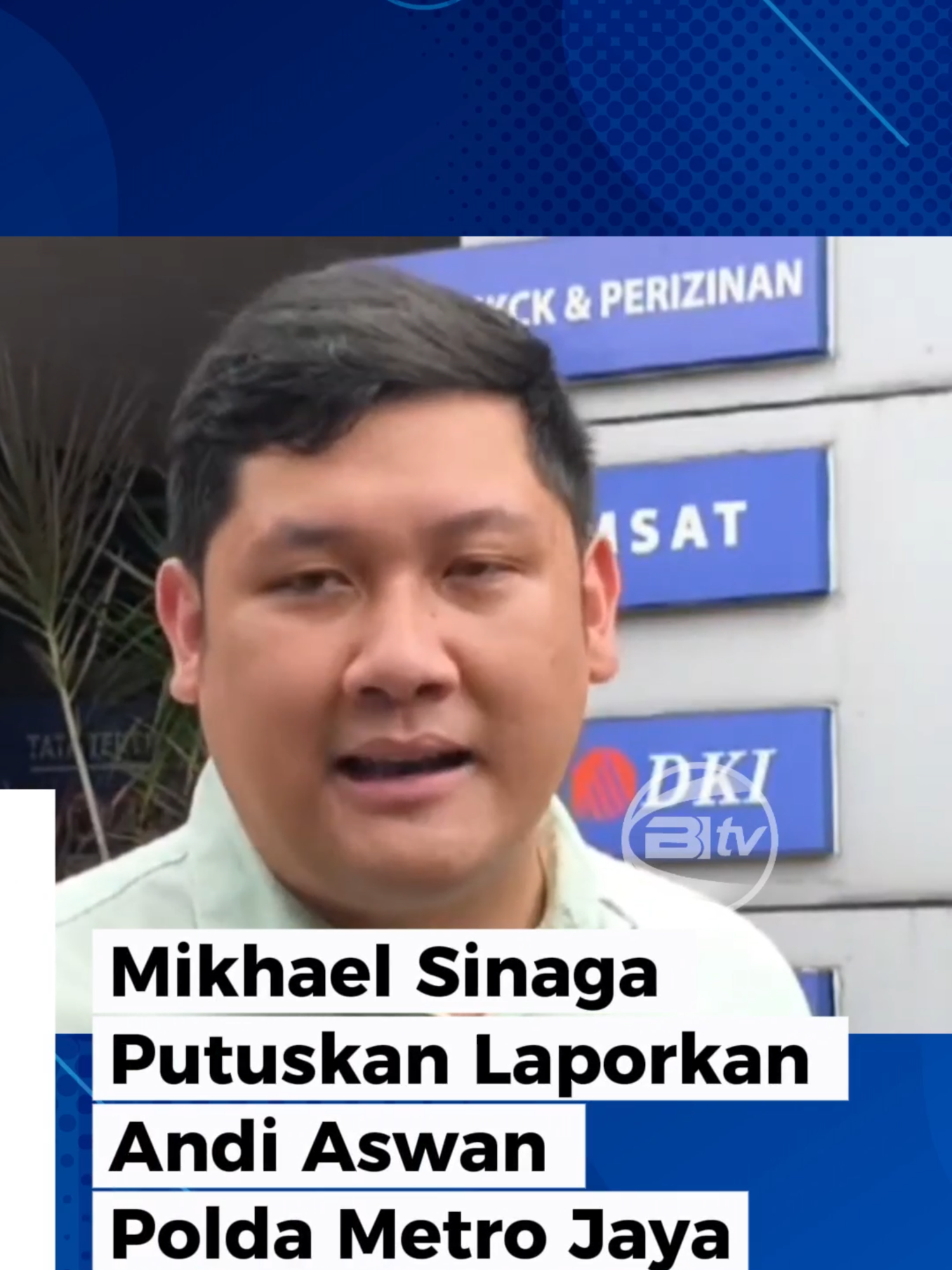 Dalam pernyataannya, Mikhael Sinaga menyampaikan bahwa ia telah memutuskan untuk membuat laporan ke Polda Metro Jaya terkait dugaan pencemaran nama baik.  Mikhael Sinaga menyebut bahwa pernyataan Andi Aswan di salah satu program televisi menuding dirinya sebagai “wartawan palsu”. Ia juga membawa saksi yang hadir pada acara tersebut.