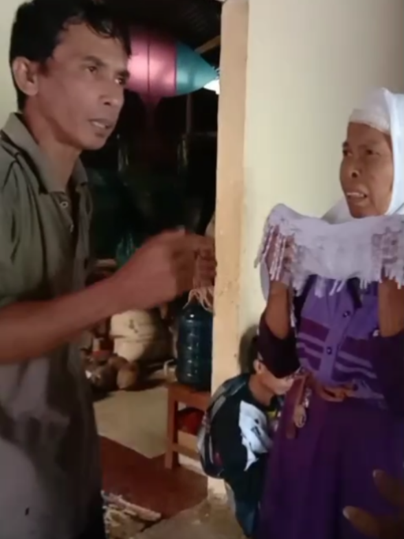 kesaksian dari saudara AFRIZAL, yang selamat dari bencana alam, longsor di subarang aia jorong Arikia kenagarian DALKO kecamatan tanjung Raya, Agam. #kabupatenagam  #tanjungraya 