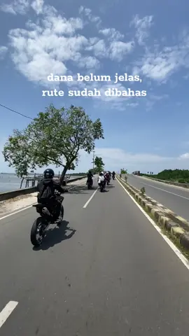 😬 #fyp #supermoto 