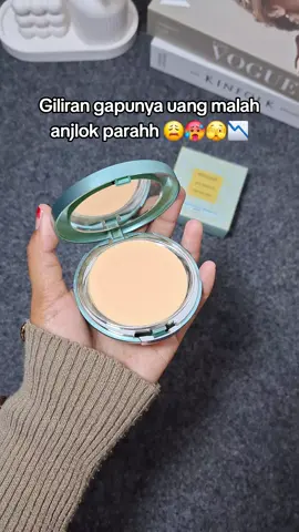 #wardah #wardahbeauty #wardahexclusiveseries #wardahtwowaycake 