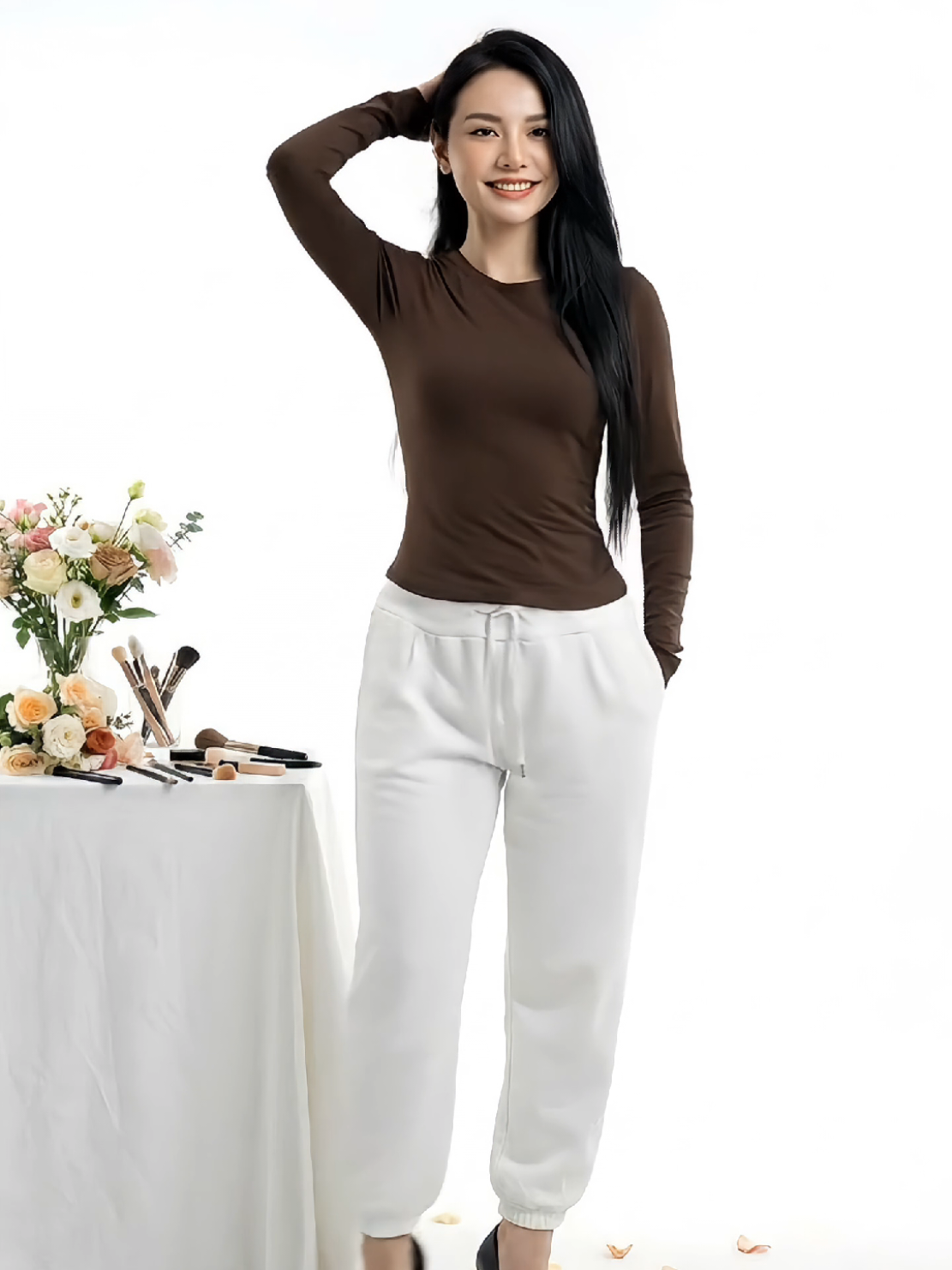 Áo thun cổ tròn, dài tay, chất co giãn mềm mịn. #aothuntaydai #aothudong #thoitrangtrungnien #quanaotrungnien #linhlinhshop17 