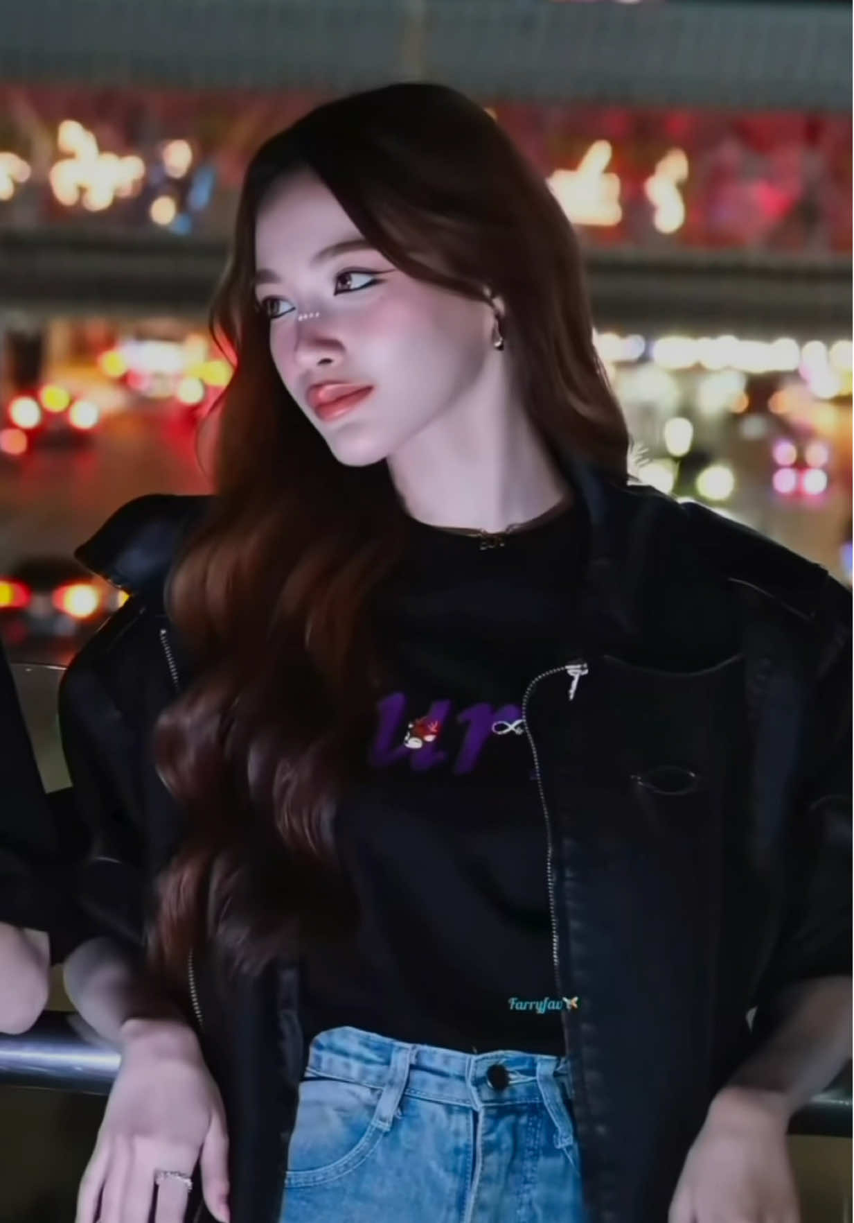 Dáng vẻ của nhân ziên lọt vào tầm mắt CEO 🙂 P/s: CEO quả là có con mắt 👀 🦦 #TKphinyanech  #nurdesoraya 