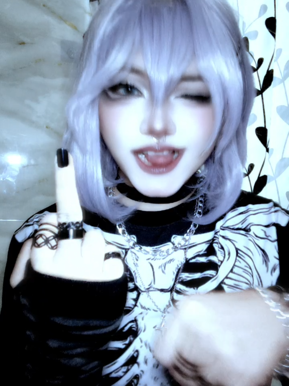 fuckin fakers 🫩🫩 #tillcosplay #tillalienstage #alienstage #alienstagecosplay #fyp 