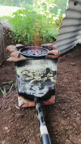 kompor alternatif berbahan bakar sekam padi  #komporalternatif #tungku #sekambakar #kreatif 