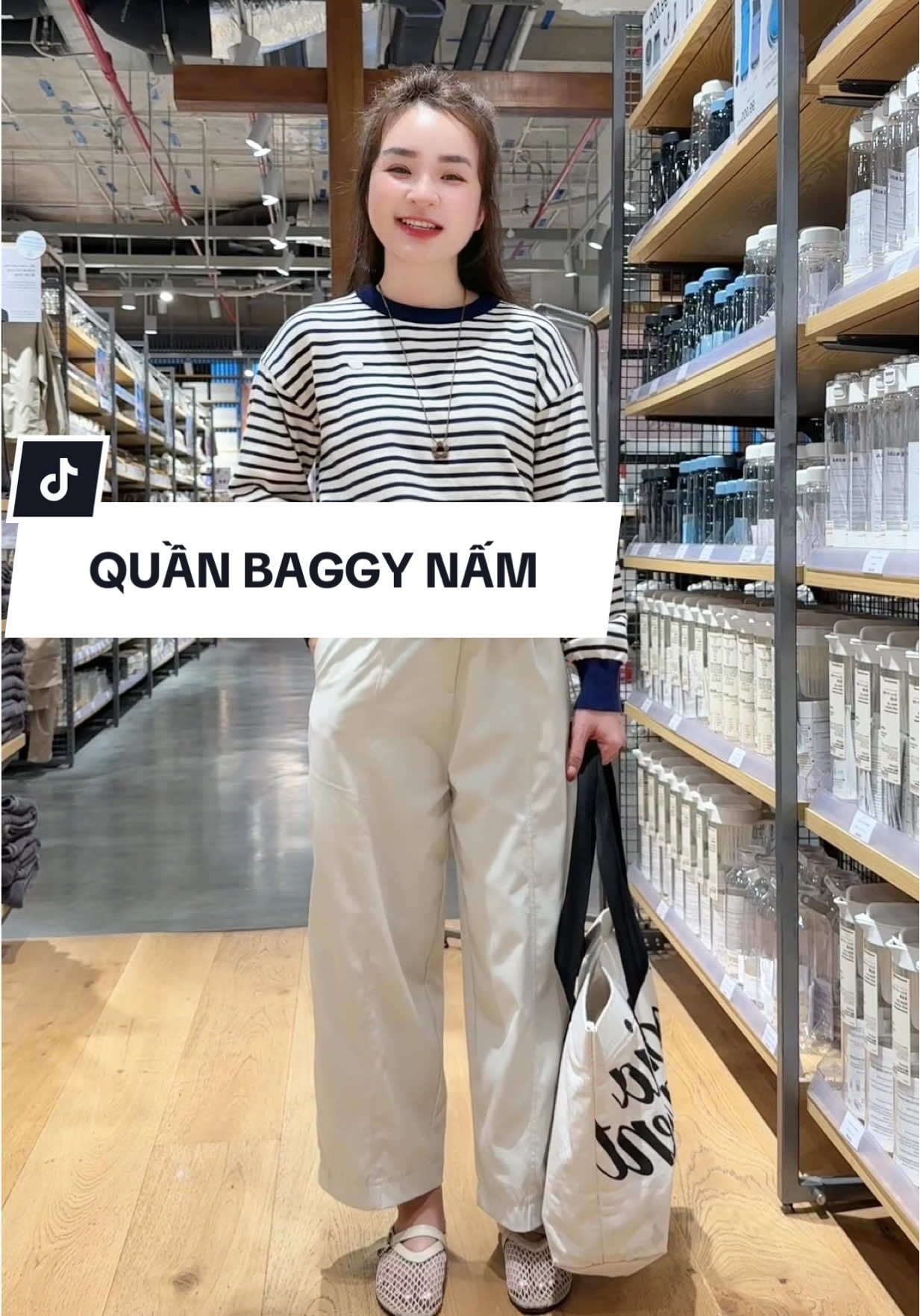 Quần baggy có form nấm rồi nè mí b #quannamlun #quansuongnamlun #quanbaggynu #quanbaggy #linhkhanh 