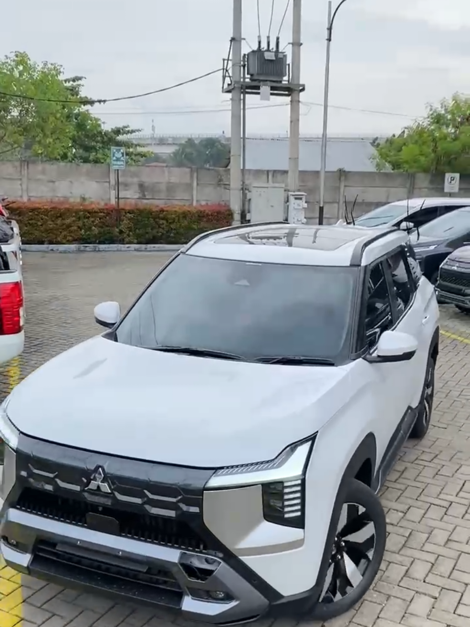 Info & Pemesanan : 0812 8190 6245 (RIEKA) #destinator #mitsubishipalembang #promomitsubishi #salesmitsubishi #palembang 