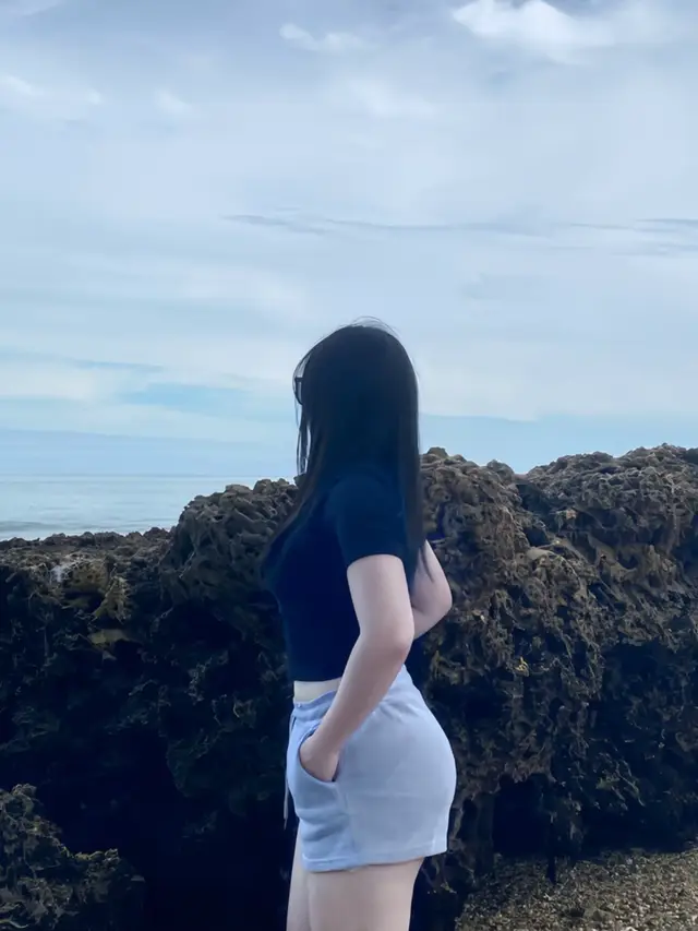 Pantai sama kamu kapan nih?😜🌴🍃🌊🌥🐠🖤