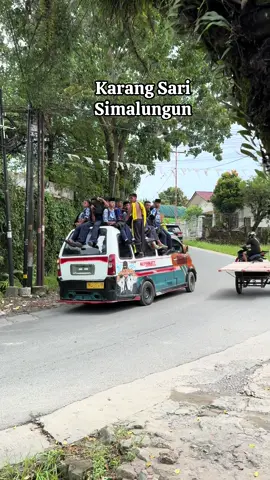 Menikmati Masa Sekolah #siantarreview #siantarreviewdaily #karangsari #angkot #simalungun