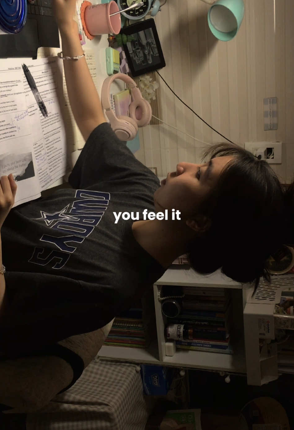 in our 20s, we’ve got this >> #studyvlog #studytok #studymotivation #studywithme #listeningapp #zeprryh 