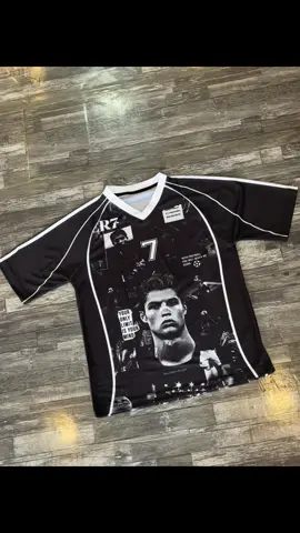 Ronaldo jersey instock #jersey #ronaldo #ronaldojersey #jerseymyanmar 
