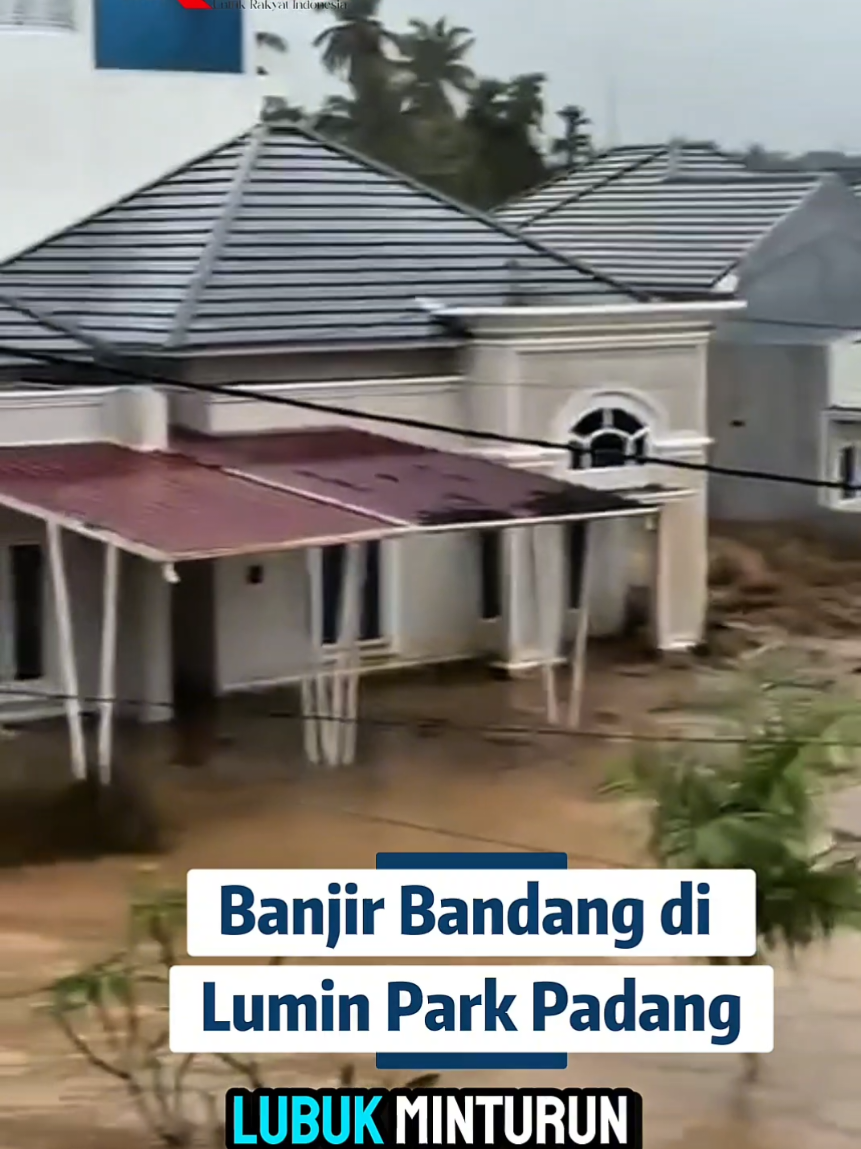 Kawasan Lumin Park, Lubuk Minturun, Kota Padang, menjadi salah satu lokasi terparah yang dihantam banjir bandang (air bah) pada dini hari tadi, Kamis (27/11). Banjir dipicu oleh curah hujan ekstrem di daerah hulu (Gunung Nago dan Batu Busuk) yang menyebabkan Sungai Lubuk Minturun meluap drastis. Tim SAR gabungan menemukan lima mayat tanpa identitas di sekitar kawasan Lumin Park dan Lubuk Minturun setelah air mulai surut. Para korban diduga terseret arus banjir bandang yang kecepatannya sangat tinggi Ketinggian air di Perumahan Lumin Park sempat mencapai hingga 2 meter, merendam ratusan rumah, dan menyeret mobil warga. Seluruh korban meninggal dunia telah dievakuasi ke RSUD dr. Rasidin untuk proses identifikasi. BPBD telah mendirikan posko penanganan dan mengimbau warga di sekitar sungai untuk tetap waspada mengingat potensi cuaca ekstrem yang masih tinggi. #luminpark #kotapadang #banjir #beritankri 