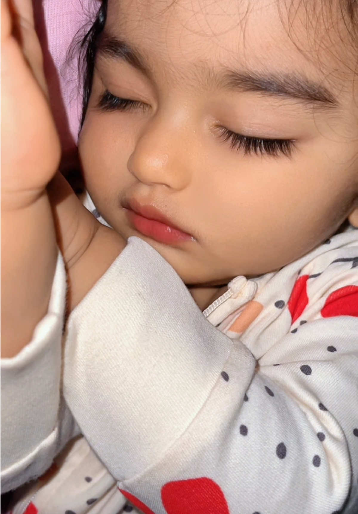 සීතලේට දොයි රෝසමල 🥹❤️🌸 #foryou #foryoupage #viral #100kviews #cutebaby 