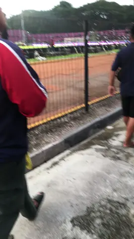 mukbang nasi padang😝 #persikkediri #persik #semenpadangfc #briliga1 