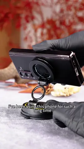 Your phone’s second skin. Bold protection. Unique expression. Only with WESEECASE.#samsungfold7 #samsungfold6 