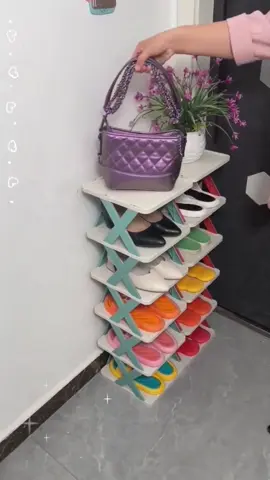 #foryou #tiktok #网购优选  #简易鞋架#居家好物品  This shoe rack is great l can put my  everyday shoes in it ,and l can also  put a decorative item on top . Comments are welcome . Rak kasut ini sesuai untuk  menyimpan semua jenis kasut  apabila diletakkan berhampiran  pintu masuk ia sangat kukuh . Komen dialu-alukan .