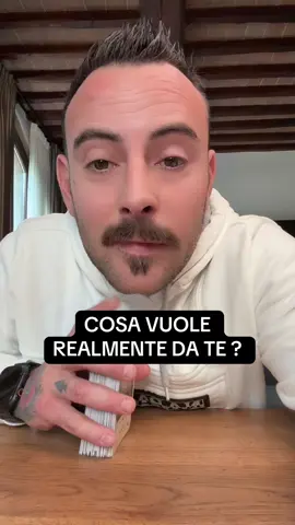 COSA VUOLE REALMENTE DA TE ? ##foryou #tarot 