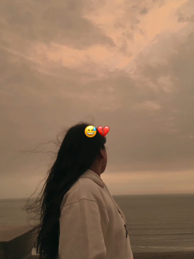 😅💔 #foryoupage #foryou #viralvideo #fby  @TikTok Bangladesh 