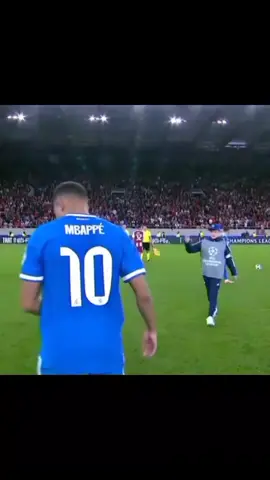 الغزال الفرنسي كيليان مبابي 🐢🪄 #مبابي_الى_مدريد🔥💞 #مبابي #كيليان_مبابي #ريال_مدريد #كيليان_مبابي 