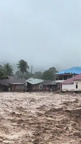 Galodo proyek Lubuk Minturun  #banjir #padang #prayforsumbar 