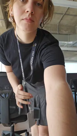 cuando todavia no llego nadie a la ofi #fyp 