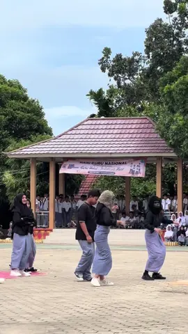 dari gen 4 nih gak kalah seru 🤩 #tabolabale #harigurunasional #lomba #flashmob 