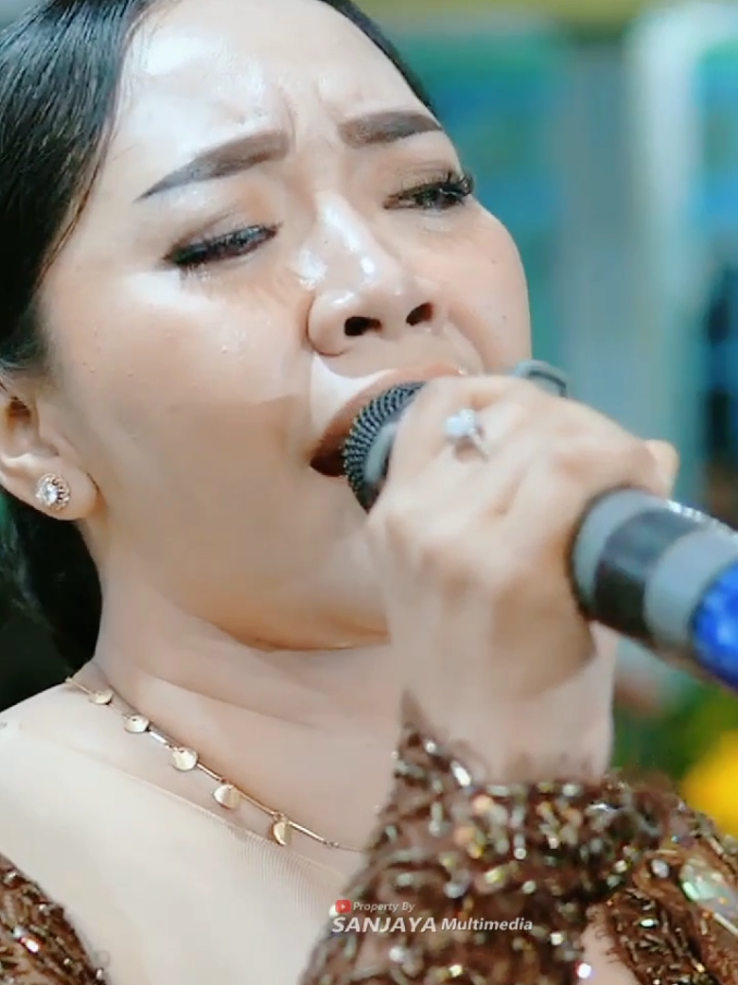 suwargo langgeng buat alm. suami mbak tata ( sinden ). alfatihah🤲 #takkanpisah #argantaproduction #netyalena #fyp 