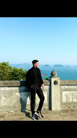 Chân trời đó ta tin có bình yên 😊