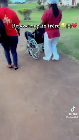 Tiktok à perdu l'un de ses fils 😭les jeunes, tes frères et sœurs, ta mama te pleurent avec le coeur lourd.  Tu es partie trop tôt LIBAM ( CRITIQUEUR 2.0) . Que ton âme repose en paix on ne t' oubliera pas Luciano 😭 #Rip #critiqueur2 .0 #libim 