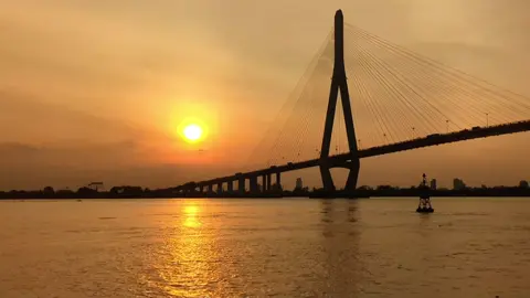Một buổi chiều tại chân cầu Cần Thơ #cantho #caucantho #chill #hoanghon 