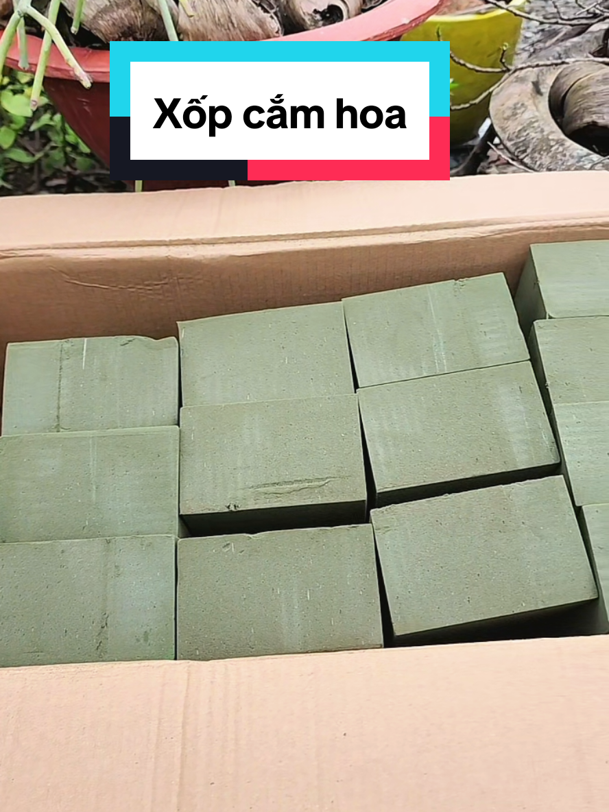 Xốp xanh cắm hoa dùng để cắm các loại hoa tươi, hoa giả #xopxanh #xopcamhoa #phukienlamhoa #xopcamhoatuoi 