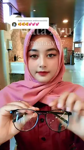 Membalas @andinuraeni502 Kacamata Baca Dan Jalan Viral #kacamata #kacamatakeren #kacamatabaca #kacamataplus #kacamatabacaautofokus 