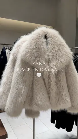 ZARA BLACK FRIDAY 2025💔 Для замовлення, пишіть в інстаграм: eaten_clothes🤍 #zara #zaranewin #zarafauxfurcoat #zarafurjacket #zarablackfriday #blackfriday #zarahaul #zaraoutfit #winterfashion 