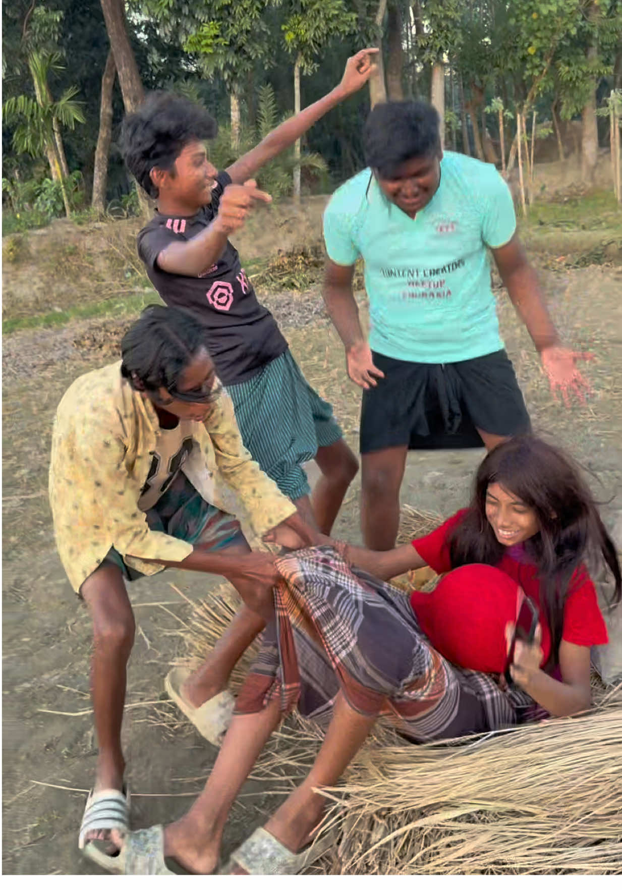 ব্যস্ত#দেলেভাই 