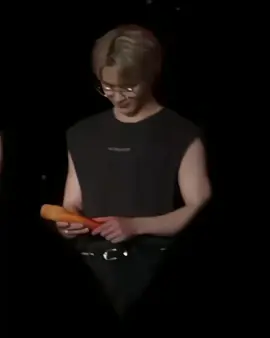 Eyes on 🐻💞👀 #kunten #wayv #wayzenie #fyp #foryoupage 