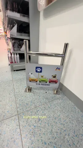 Ich musste das einfach filmen – sowas habe ich bei dm in Deutschland noch nie gesehen!🙌🐶 #dm #dmdeutschland #dmkroatien #shoppingfinds #neuentdeckung  