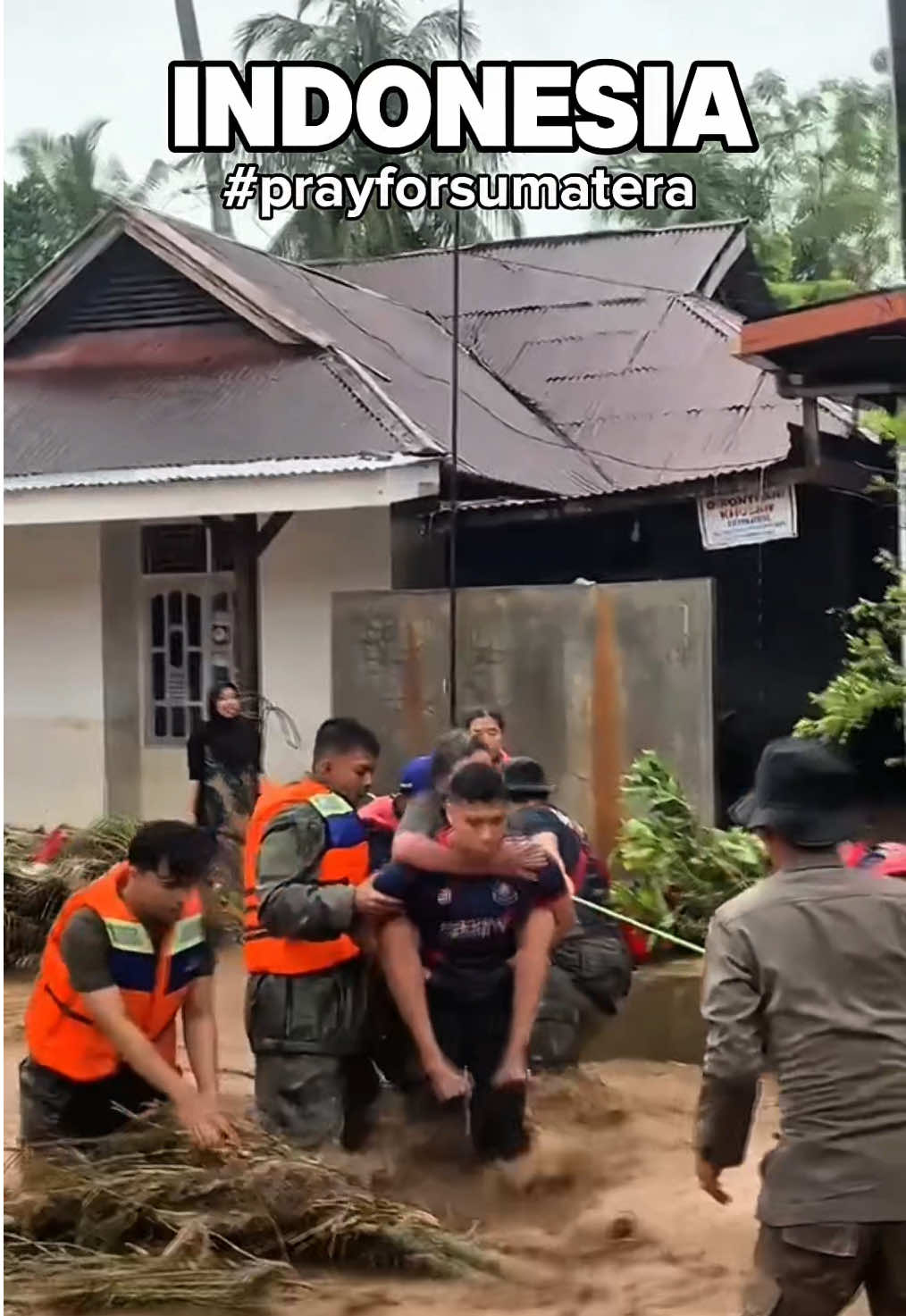 🥀 💔 mari kita kirimkan doa terbaik untuk keselamatan warga yang terkena musibah, semoga tidak ada lagi korban jiwa, banjir dan longsor segera reda.   #prayforindonesia  #prayforsumatera  #prayforsibolga  #prayforaceh  #prayforpadang 