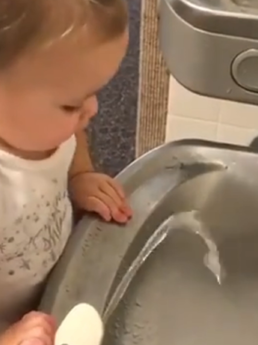 #funnybabys #babysvedio #freefollowers 