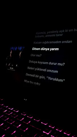 Niye bu uyku, hüzünün üstüne kuruldu?. . . . . . . . #melikeşahin #gazapizm #olurmu #lyricssong #fypviralシ 