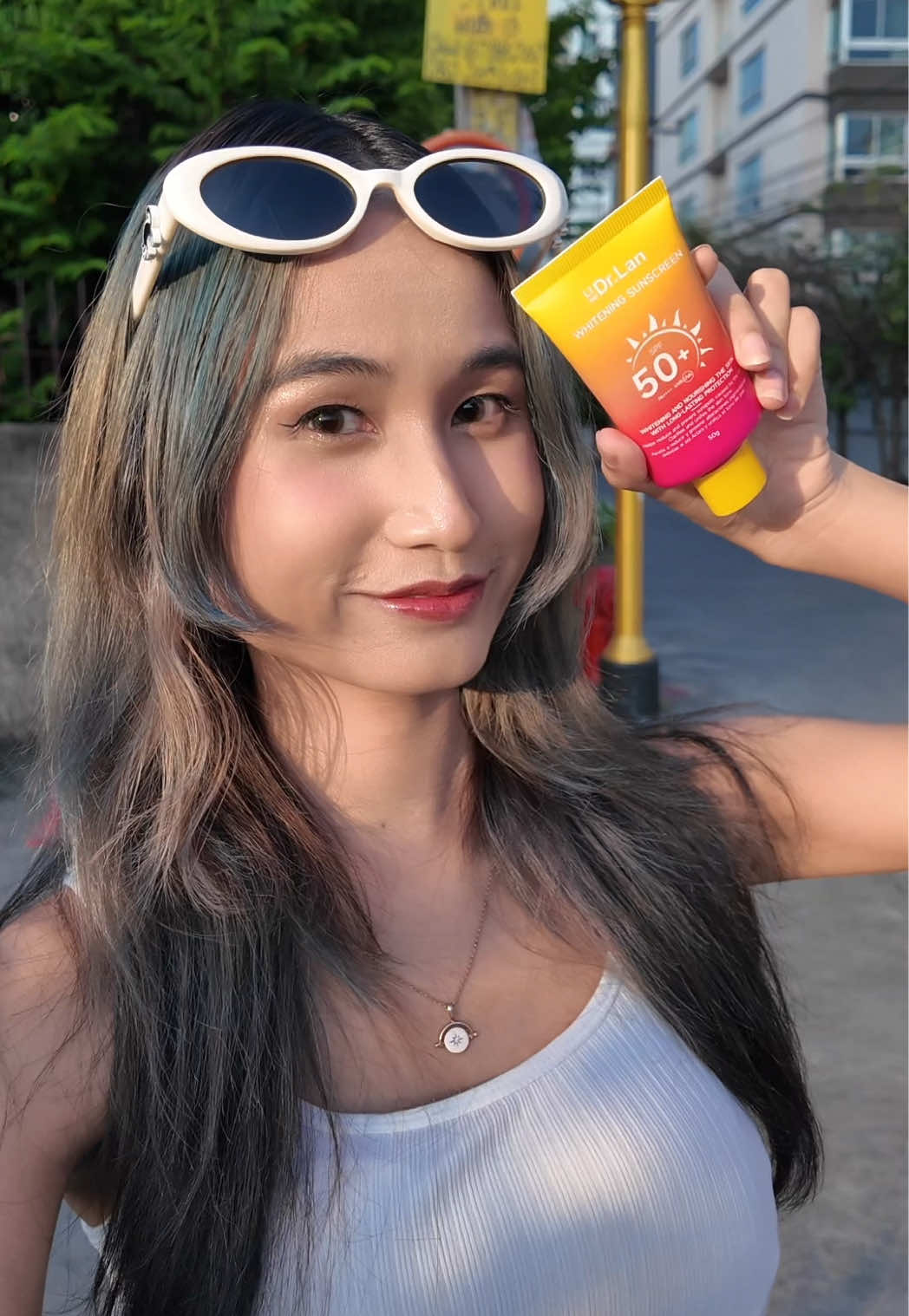 ธันวาแล้วมีกันแดดดีๆสักตัวยังจ้ะ ☀️ #drlan #กันแดด #โปร12เดือน12 #รีวิวบิวตี้ #ใช้ดีบอกต่อ 