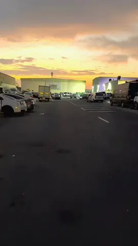 #محمد_التوره #بوتوت #dubai # ready to rock ‘n’ roll roll in Bahrain 🇧🇭 