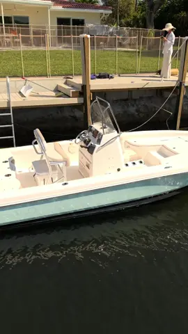Walkthrough – 2016 Robalo 206 Cayman 🎣🚤 This 20‑foot bay boat is powered by a Yamaha F150XB and built for inshore fishing or cruising. It features a Simrad GO7, Fusion stereo with JL Audio, plush seating, multiple rod holders, insulated fishboxes, and ample storage — everything you need for a great day on the water. 💰 $31,500 | 📍 Lighthouse Point Contact @bluetopyachting for details. #Robalo206Cayman #BlueTopYachting #BayBoat #BoatForSale @bluetoplegend @Yamaha Motor USA 