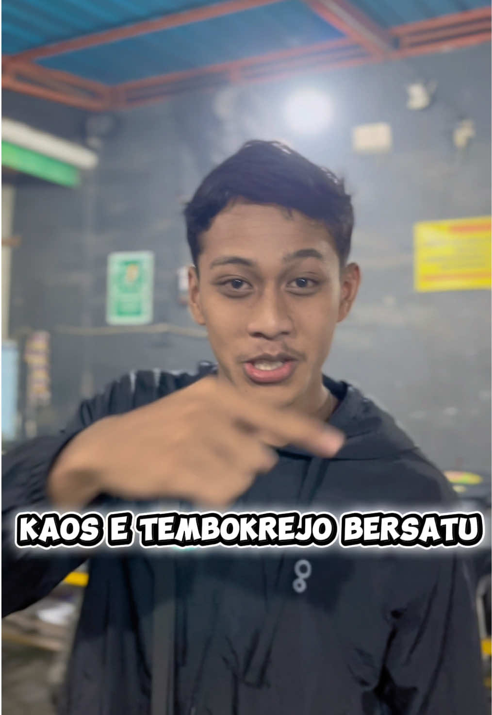 Yoo rugi taa lak gak ndang ngelist rekk!!! @Osing_sandang @DJiamputh  #tembokrejobersatu #terbaik 