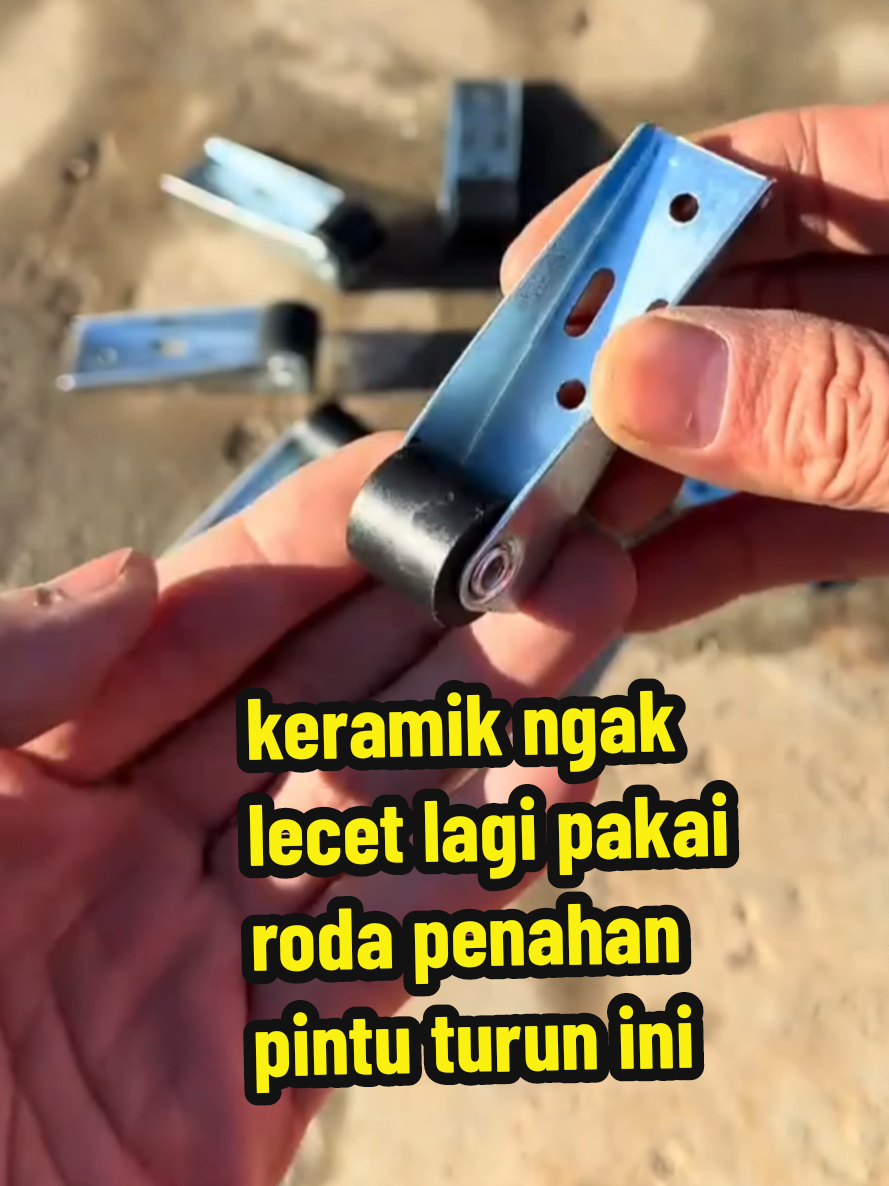 katrol roda penahan pintu turun #rodapintuturun #gajiansale #promoguncang1212 #borongbelanja55 