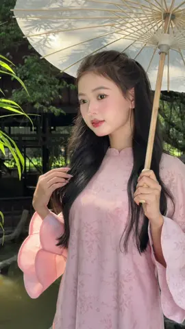 Xúng xính chụp ảnh Tết gì chưa mí bà 