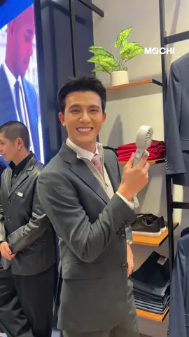 Trần Ngọc Vàng cùng những khoảnh khắc gây xao xuyến tại sự kiện ra mắt cửa hàng #CharlesTyrwhitt 💕 #TranNgocVang #tiktokgiaitri #MochiTeam 