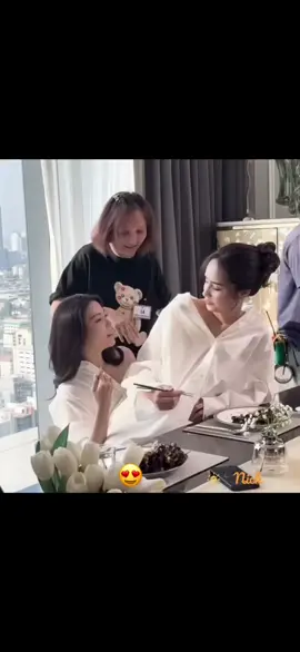 omg！omg！omg！P'Noxnxk，Show us more BTS content！pls😍😍😍😭😭😭🙏🙏🙏❤️❤️❤️ #poisonouslove#GinnyJayna#Thai#GL#GinJay@J @ginny🦙 