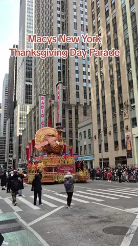 Happy Thanksgiving #thanksgiving #accióngracias #macys #desfile #newyork 