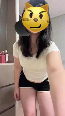 보기 싫으면 넘겨주세요..! 먹는걸 너무 조아해서 다이어트 단식으로는 도저히 못 빼겠어요.. 다들 비법좀 #다이어트 #키빼몸97